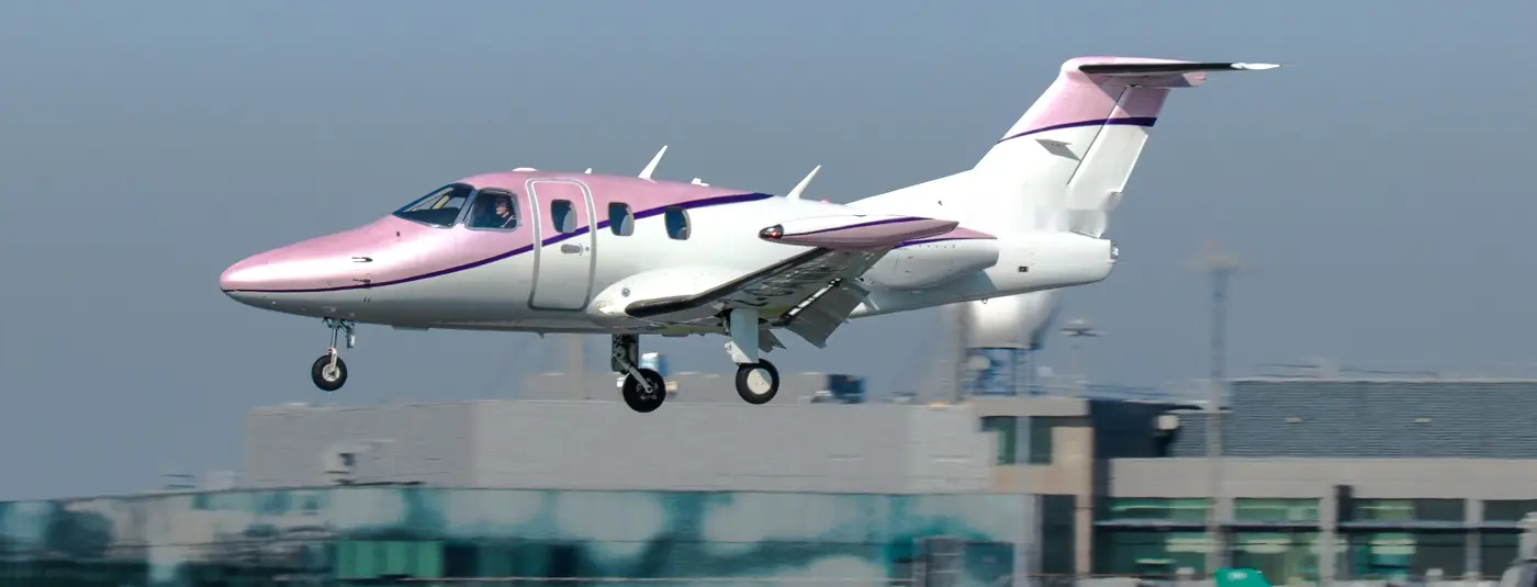 Eclipse 500 2-CAMP operated by Channel Jets photo 2