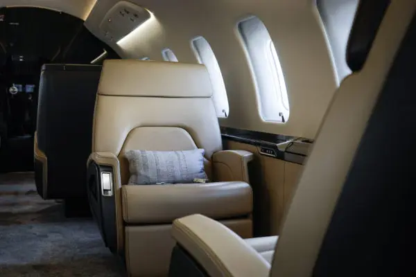 Bombardier Challenger 650 2-TRVL operated by Volare Aviation, Ltd. photo 2