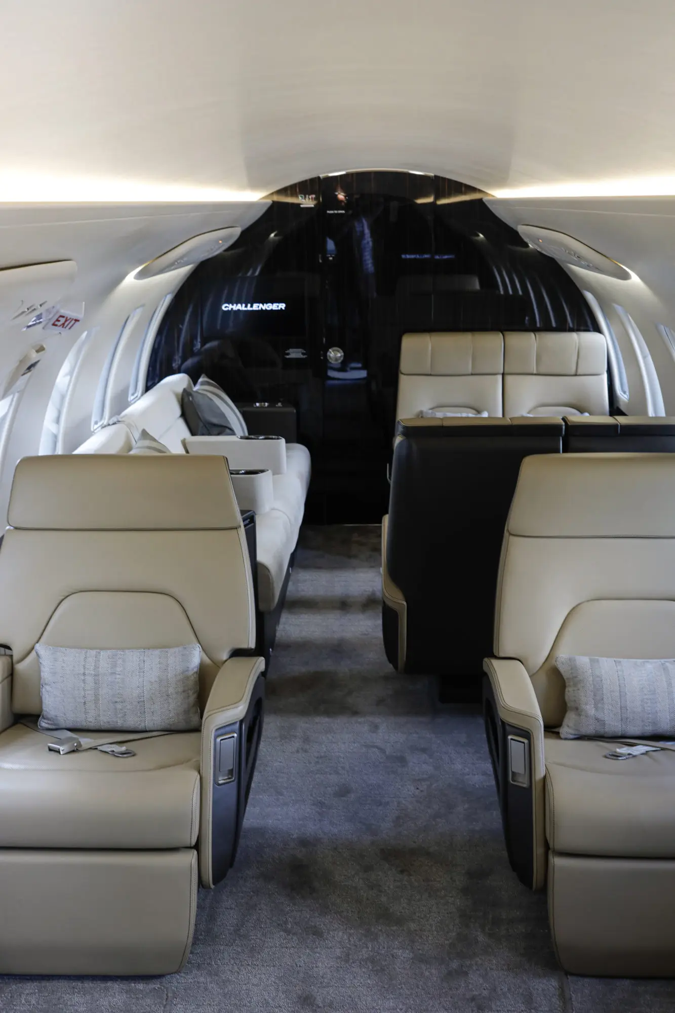 Bombardier Challenger 650 2-TRVL operated by Volare Aviation, Ltd. photo 3