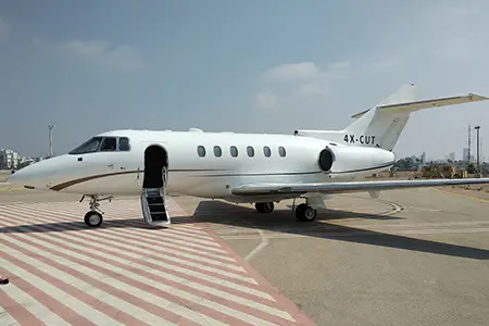 Beechcraft Hawker 800XPi 4X-CUT operated by Arrow Aviation Israel, exterior