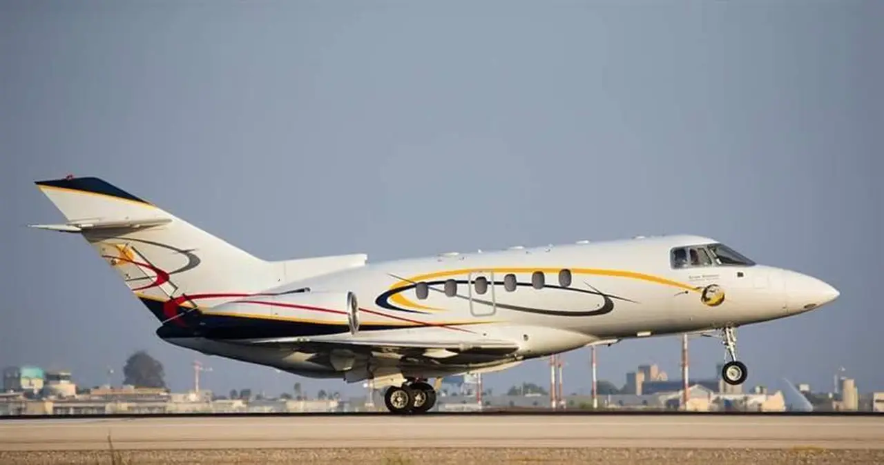 Beechcraft Hawker 800XP 4X-CUZ operated by Arrow Aviation Israel photo 2
