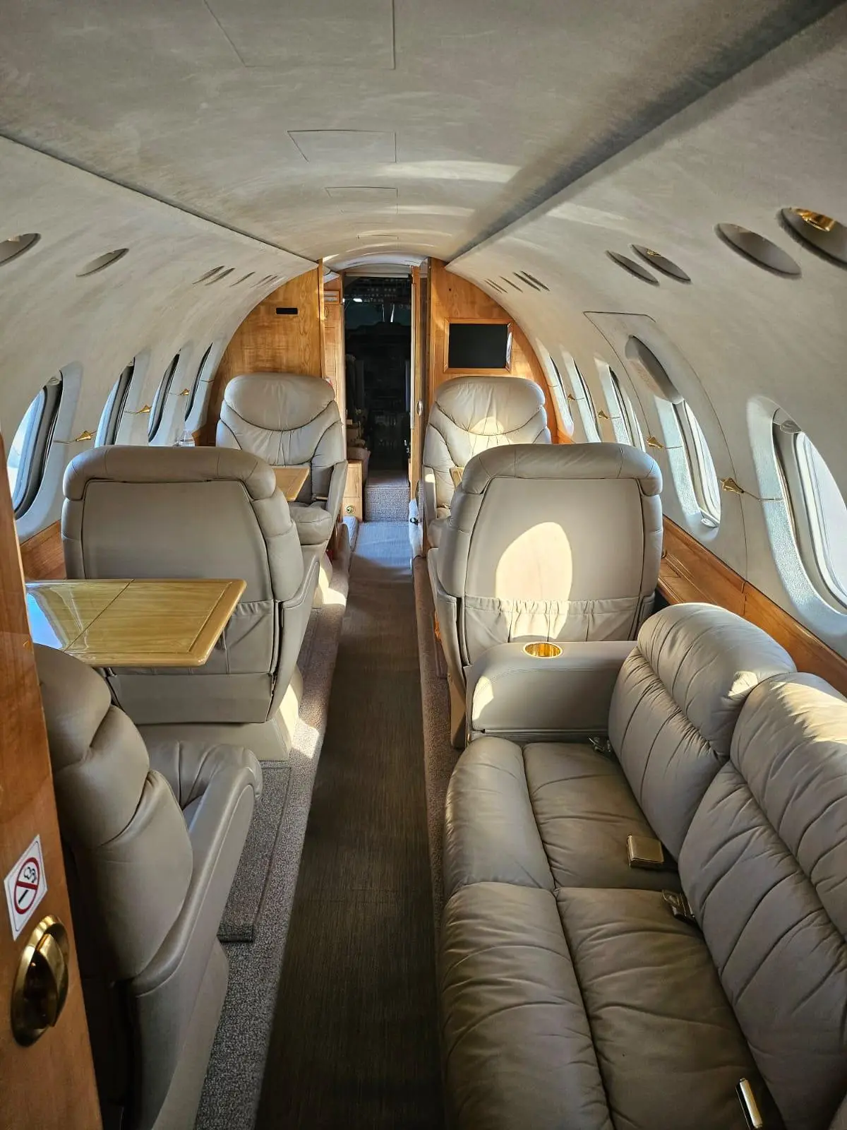 Beechcraft Hawker 800XP 4X-CZH operated by Arrow Aviation Israel photo 3
