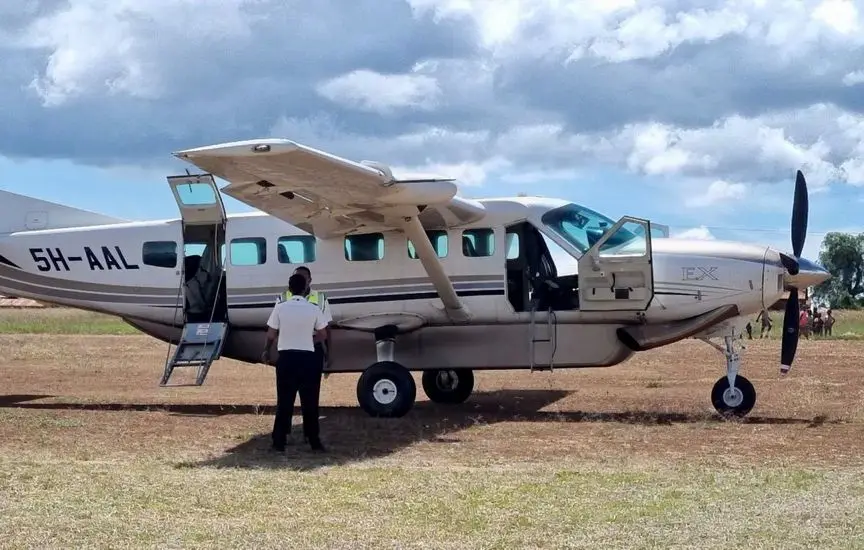 Cessna 208B Grand Caravan 5H-AAL operated by Auric Air Services photo 2
