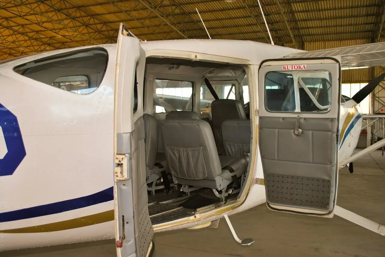 Cessna 207 5H-ARD operated by ZanAir photo 2