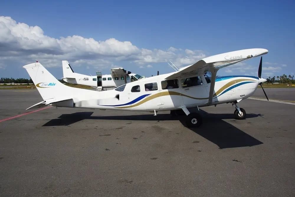 Cessna 207 5H-ARD operated by ZanAir photo 5