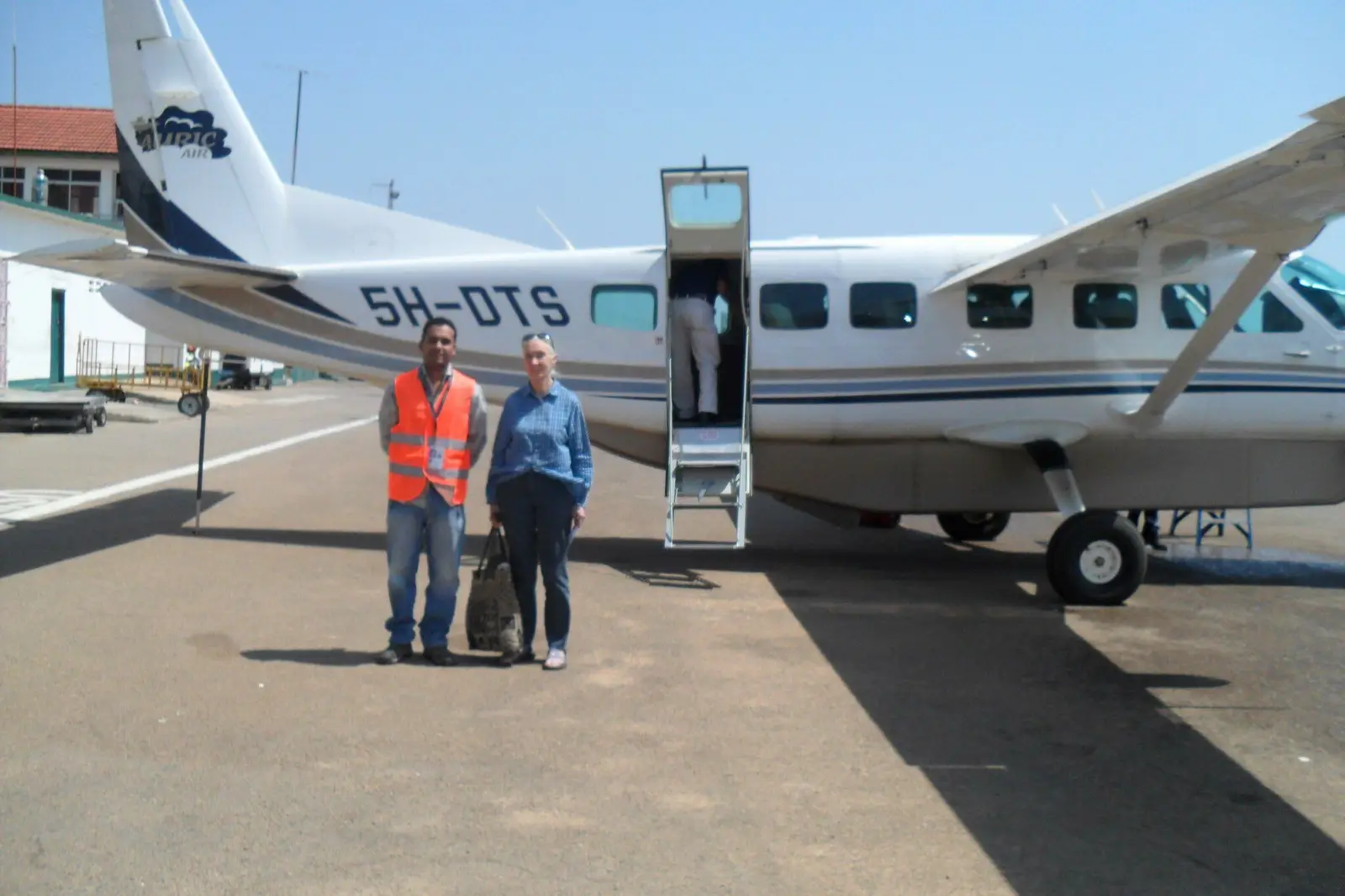 Cessna 208B Grand Caravan 5H-DTS
