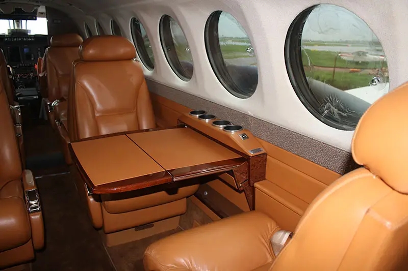 Beechcraft King Air 350 5H-SPA operated by Safari Plus LTD photo 2