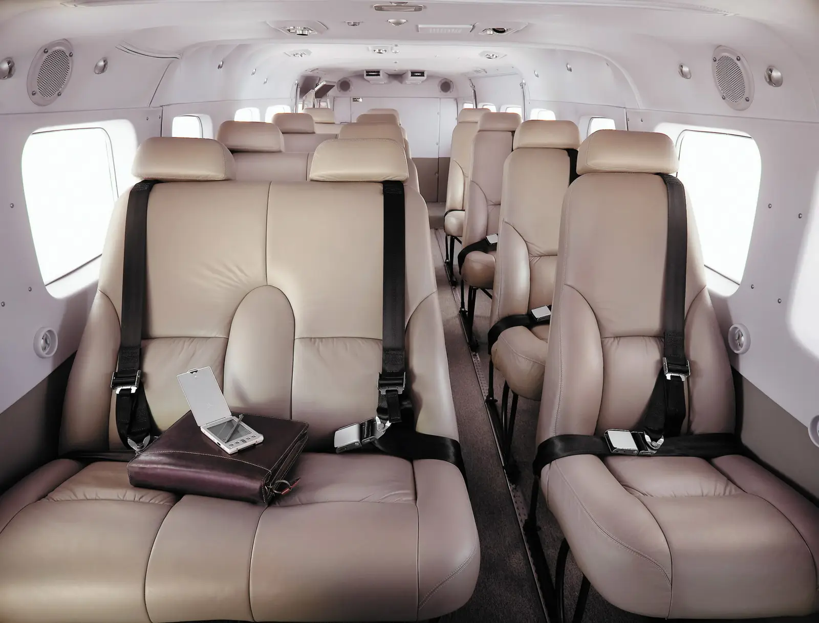 Cessna 208B Grand Caravan 5Y-BOX operated by East African Air Charter photo 2