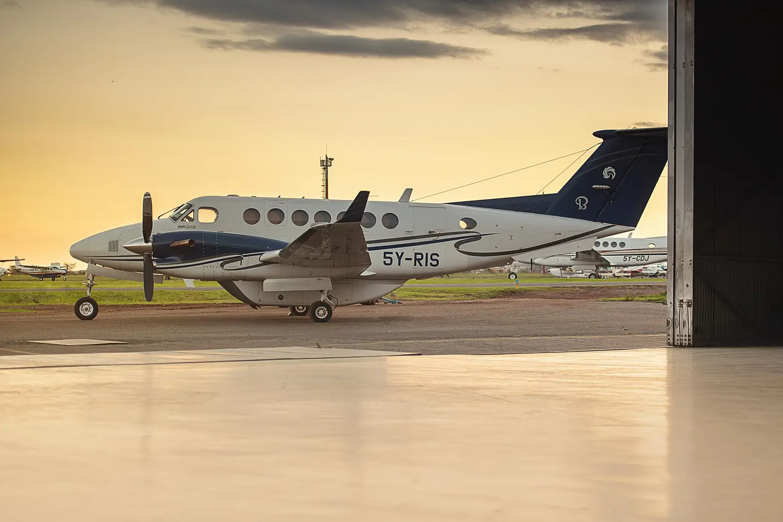 Beechcraft King Air 350iER 5Y-RIS