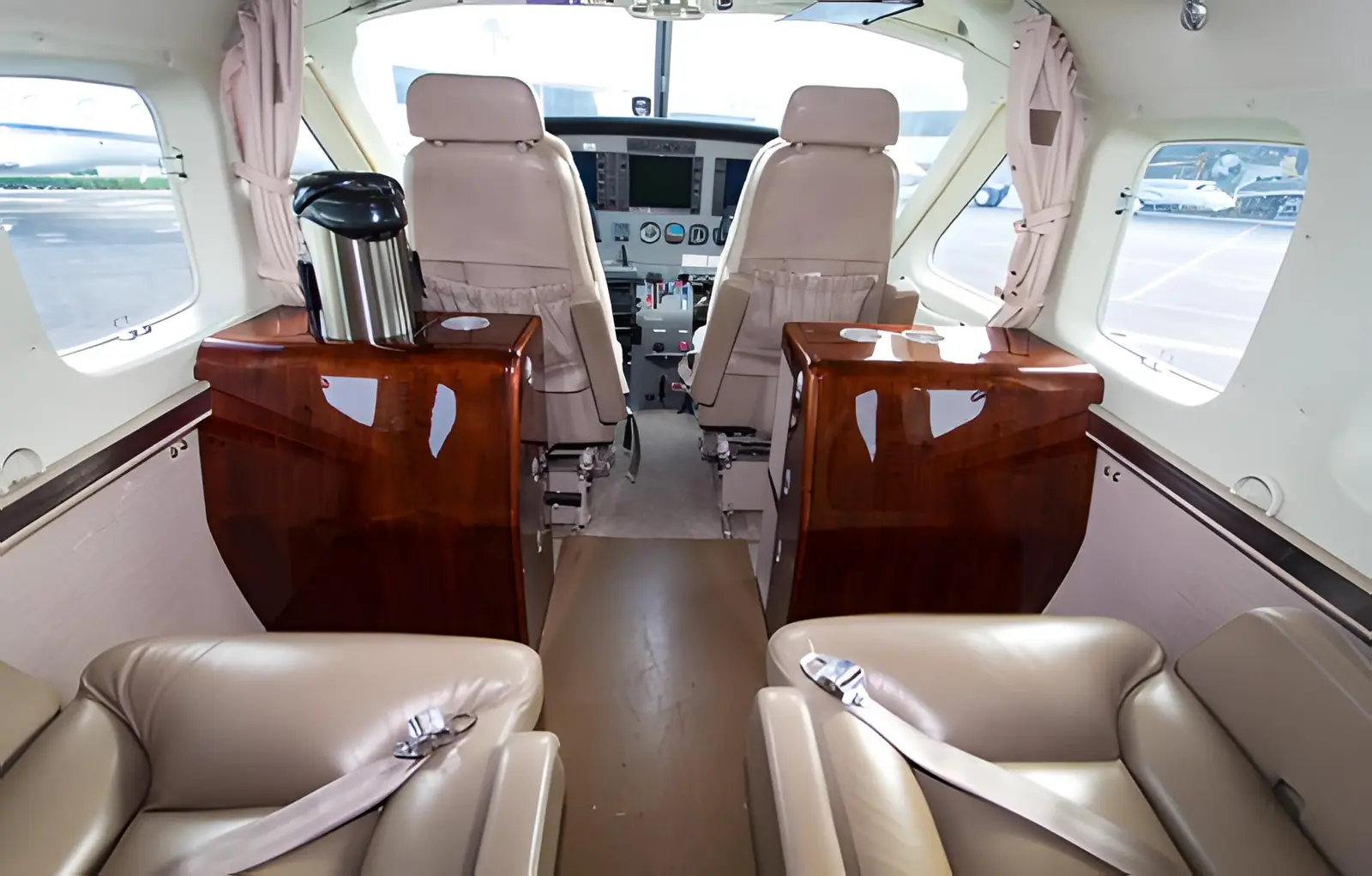Cessna 208B Grand Caravan 5Y-SXC operated by Scenic Air Safaris photo 6