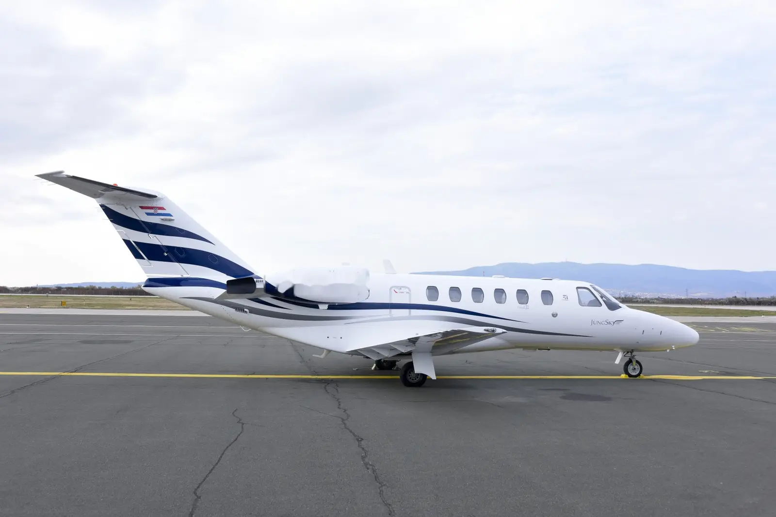 Cessna Citation CJ2 9A-JSD operated by Jung Sky photo 6