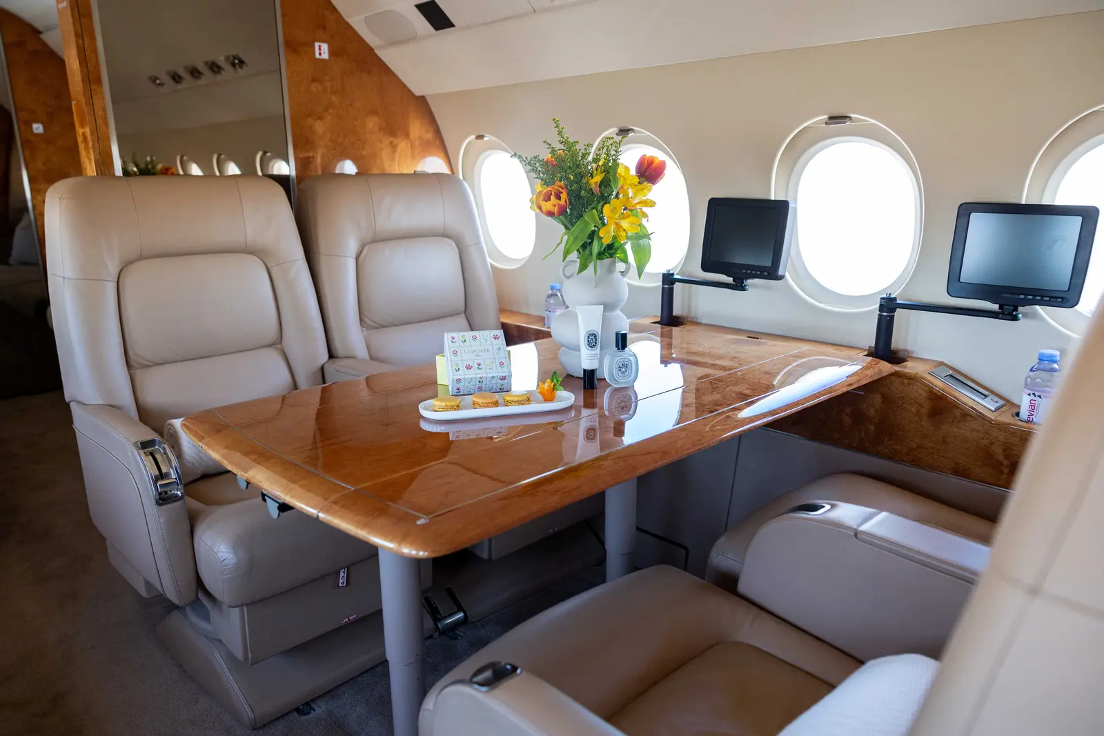 Dassault Falcon 900DX 9H-1MLK operated by Skyfirst Ltd photo 3