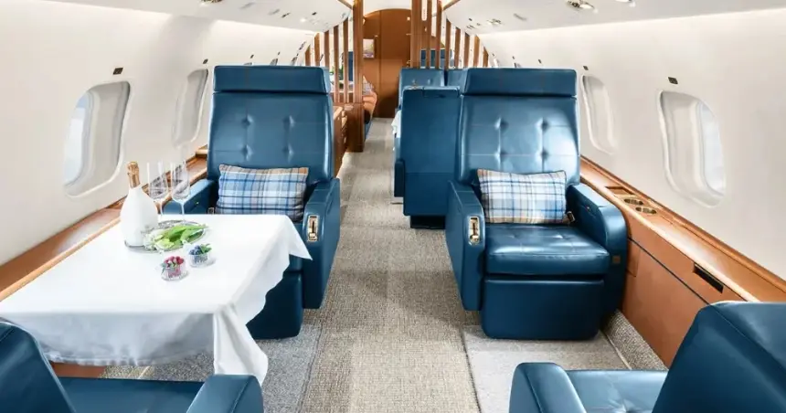 Bombardier Global 5000 9H-ADKA operated by ElitAvia photo 3