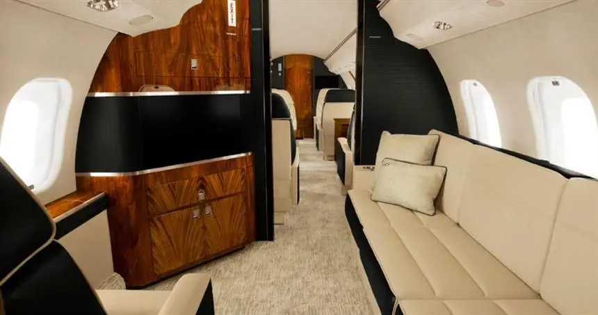 Bombardier Global 6000 9H-AMF operated by Hyperion Aviation Ltd photo 3