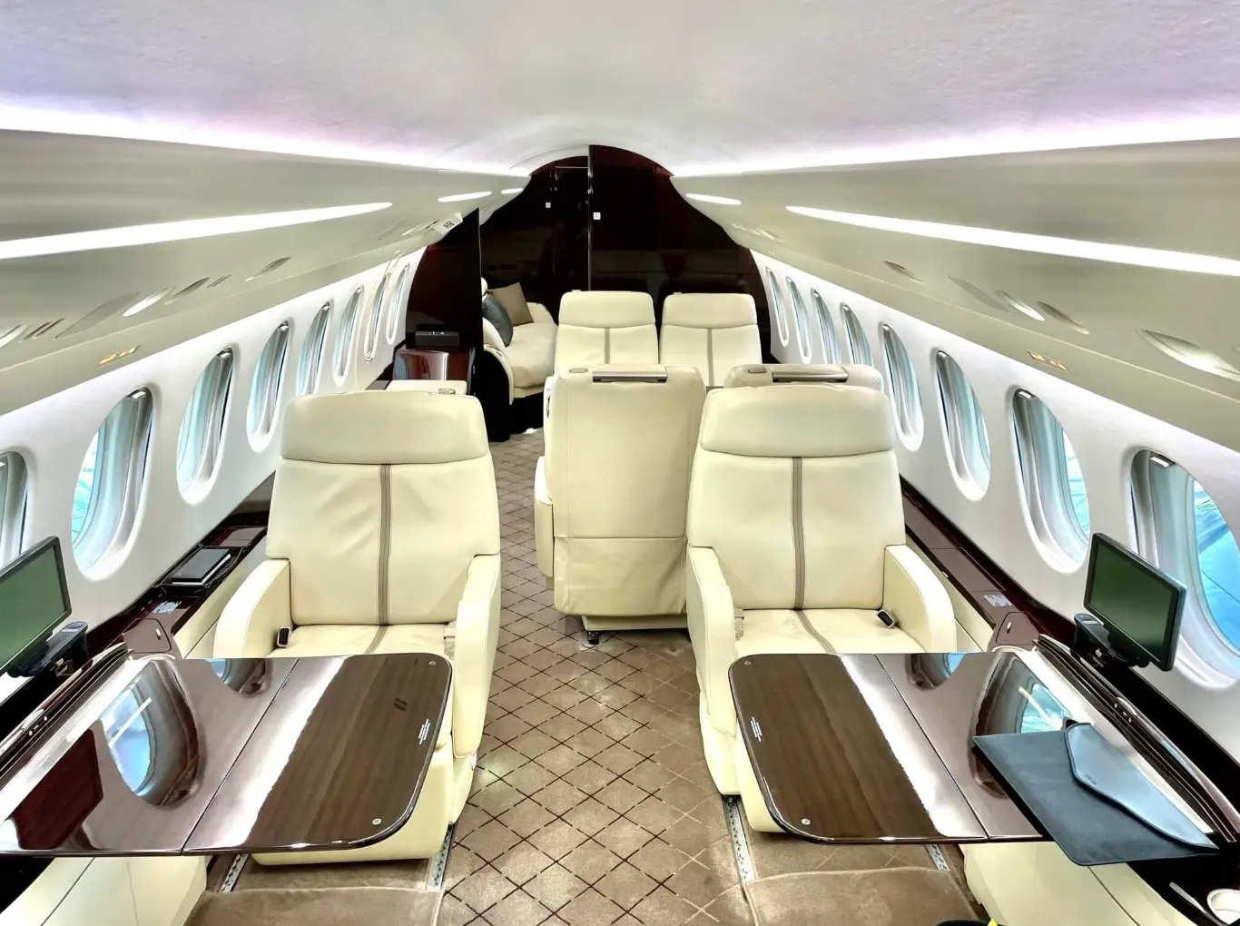 Dassault Falcon 7X 9H-BELL operated by Gestair photo 3