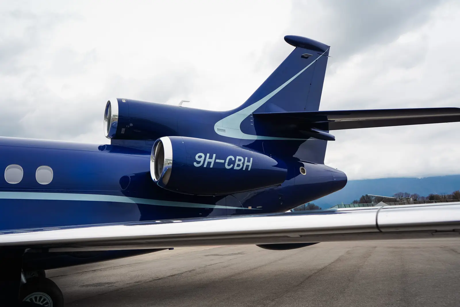 Dassault Falcon 7X 9H-CBH operated by Astonjet photo 5