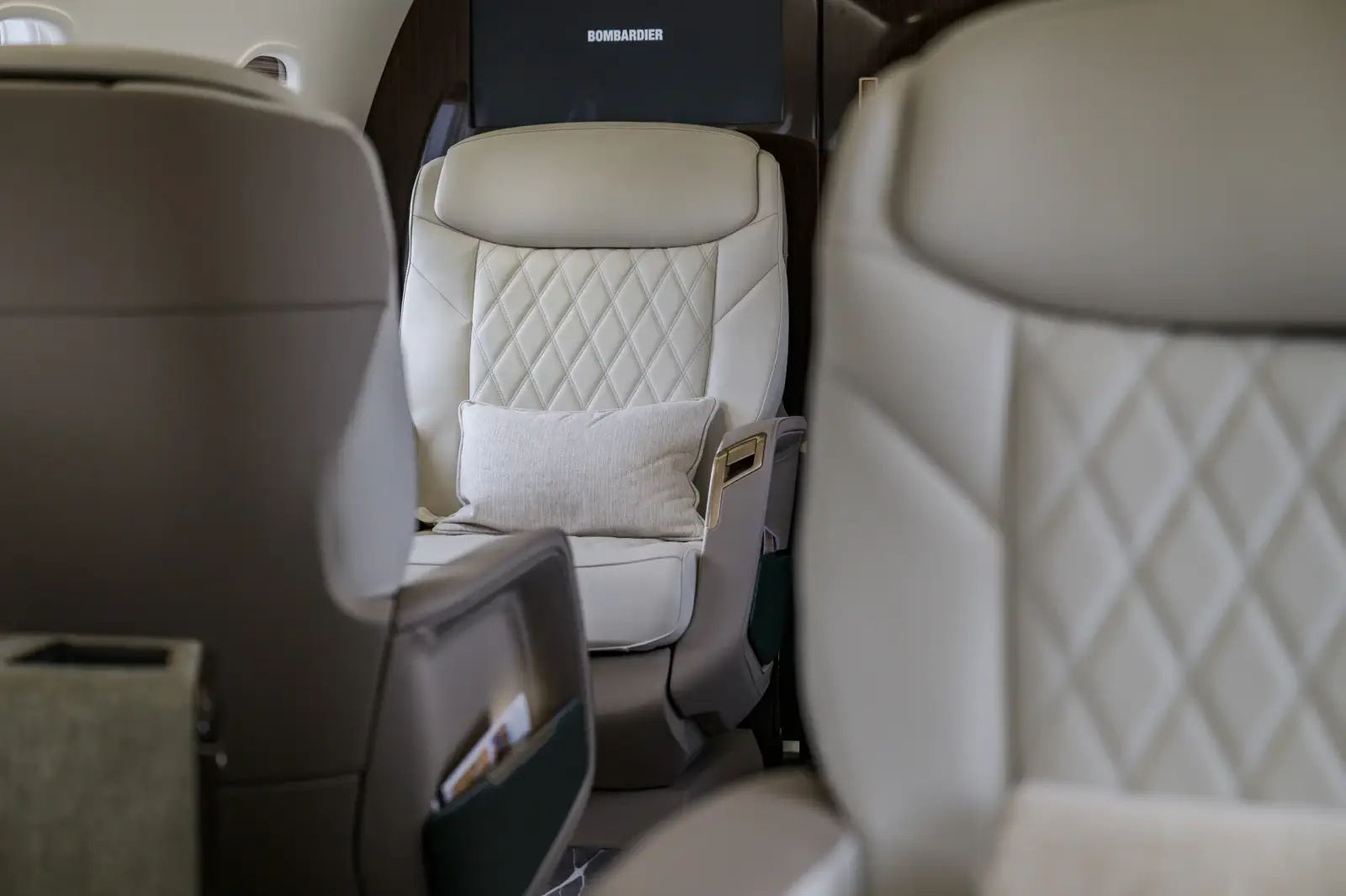 Avcon Jet AG