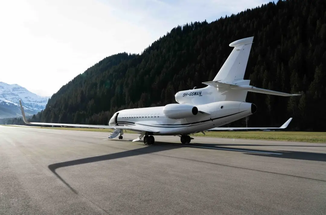Dassault Falcon 7X 9H-GSWAN operated by Albinati Aeronautics photo 5