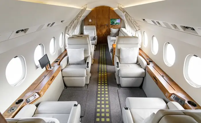 Dassault Falcon 2000LX 9H-HAM operated by Avcon Jet AG, exterior