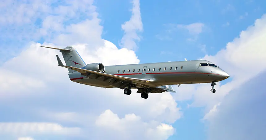 Bombardier Challenger 850 9H-ILB operated by Vistajet, exterior