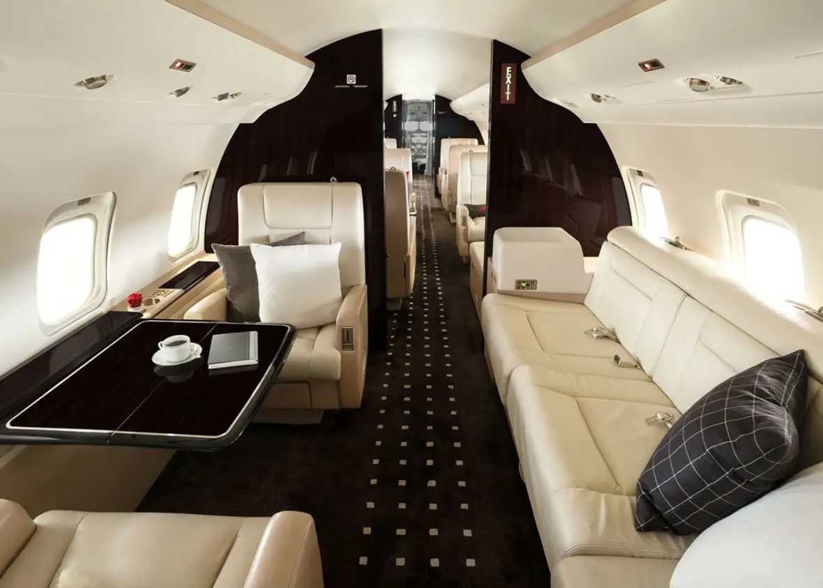 Bombardier Challenger 850 9H-ILV operated by Vistajet photo 2