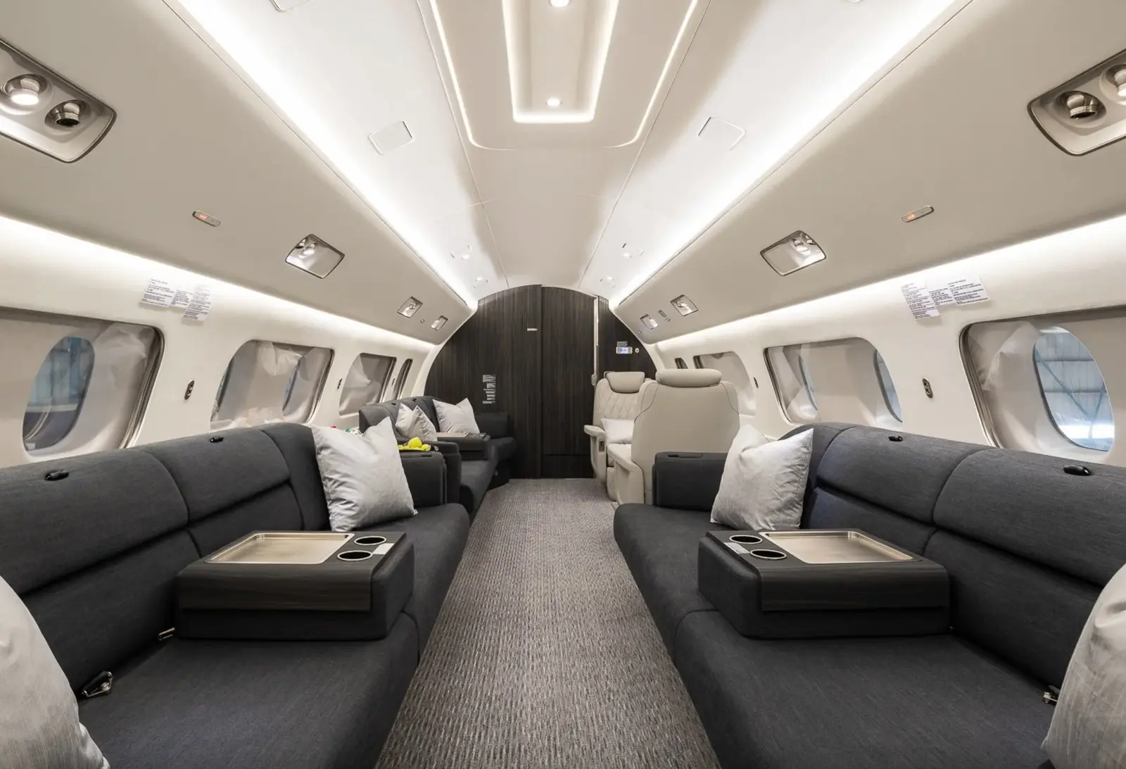 Embraer Lineage 1000 9H-NYC operated by AirX Charter, Ltd. photo 5