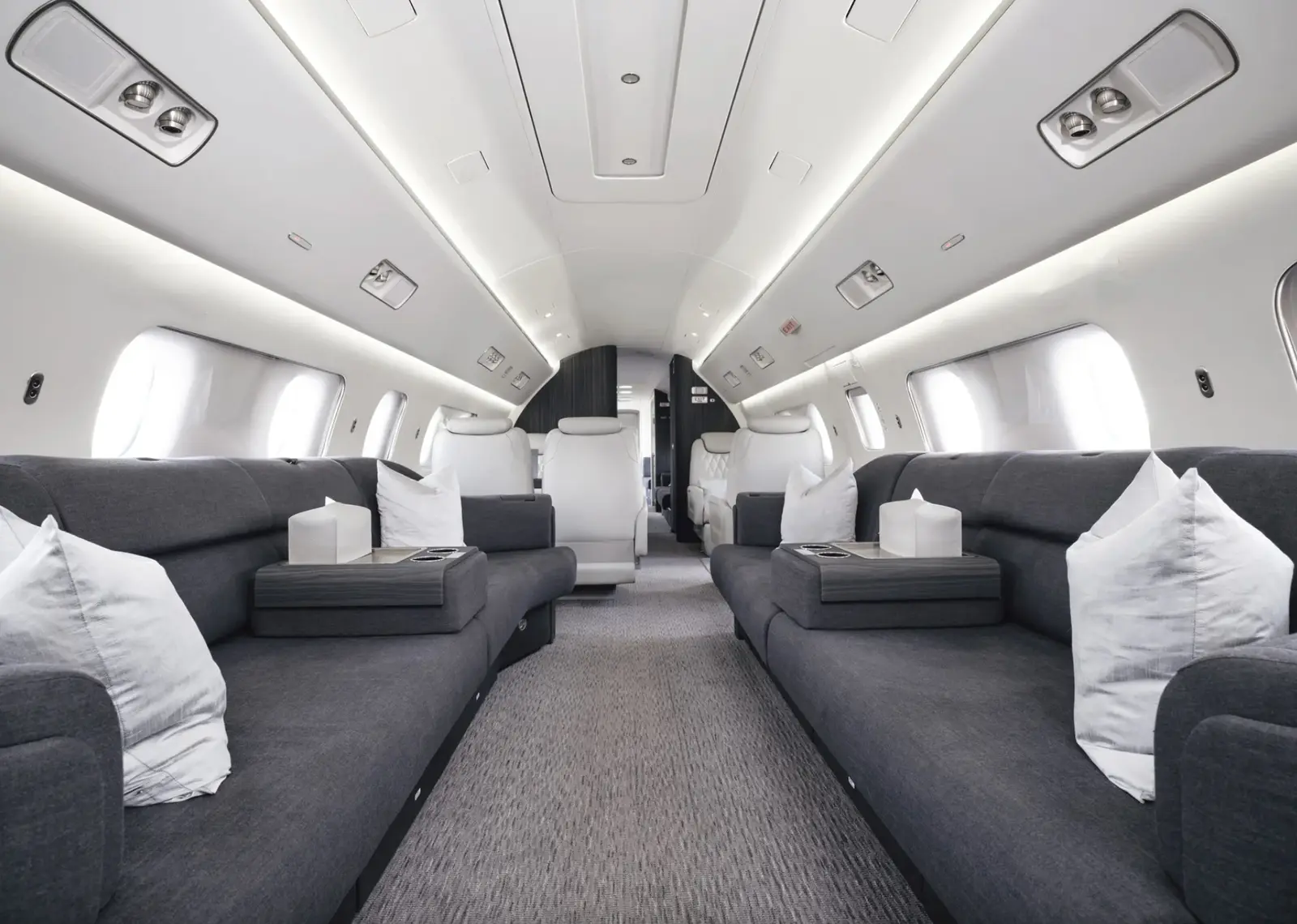 Embraer Lineage 1000 9H-NYC operated by AirX Charter, Ltd. photo 6