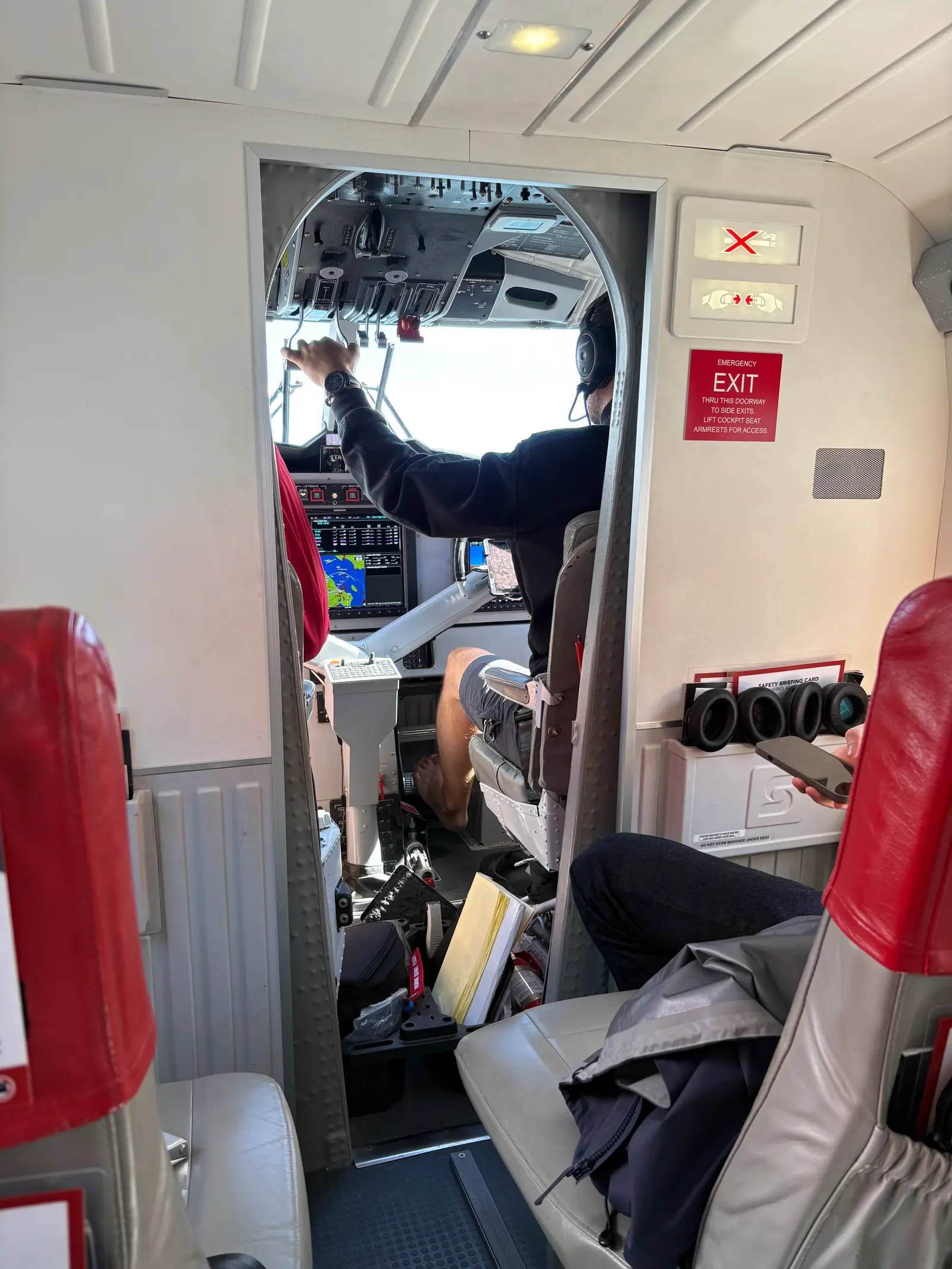 De Havilland DHC-6-300 9H-OCEAN operated by Gayo Aviation photo 3