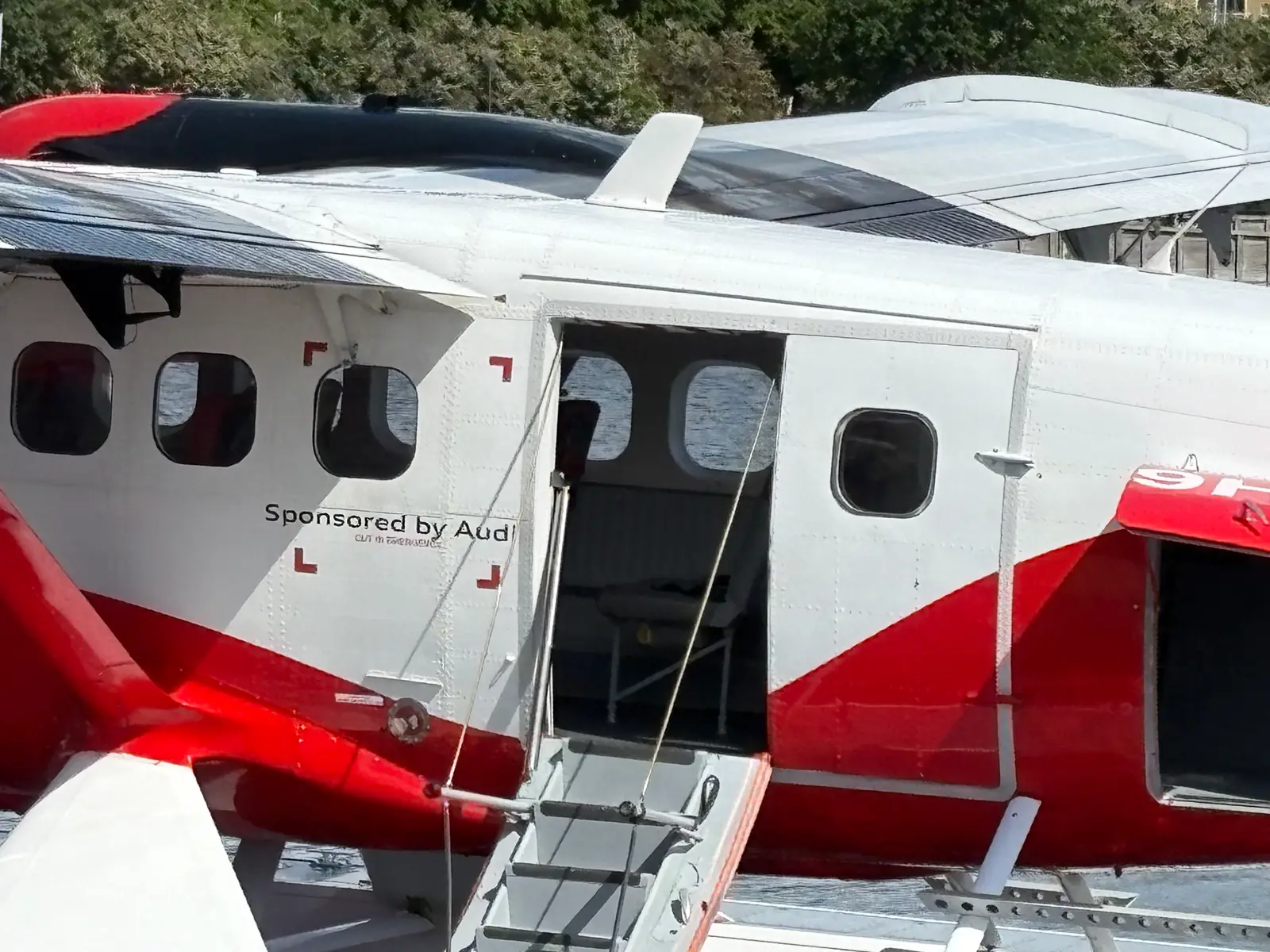 De Havilland DHC-6-300 9H-OCEAN operated by Gayo Aviation photo 4