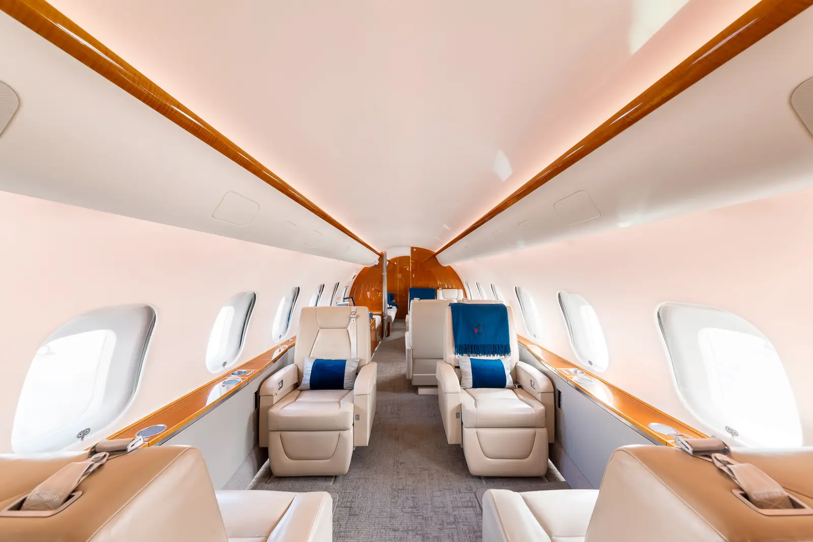 Bombardier Global 5000 9H-ONE operated by Avcon Jet AG photo 4