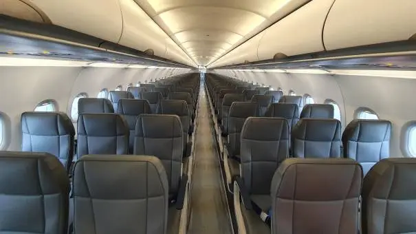 Airbus A320-200 9H-SLE operated by SmartLynx Airlines photo 2