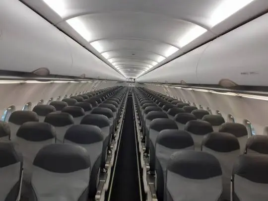 Airbus A320-200 9H-SLJ
