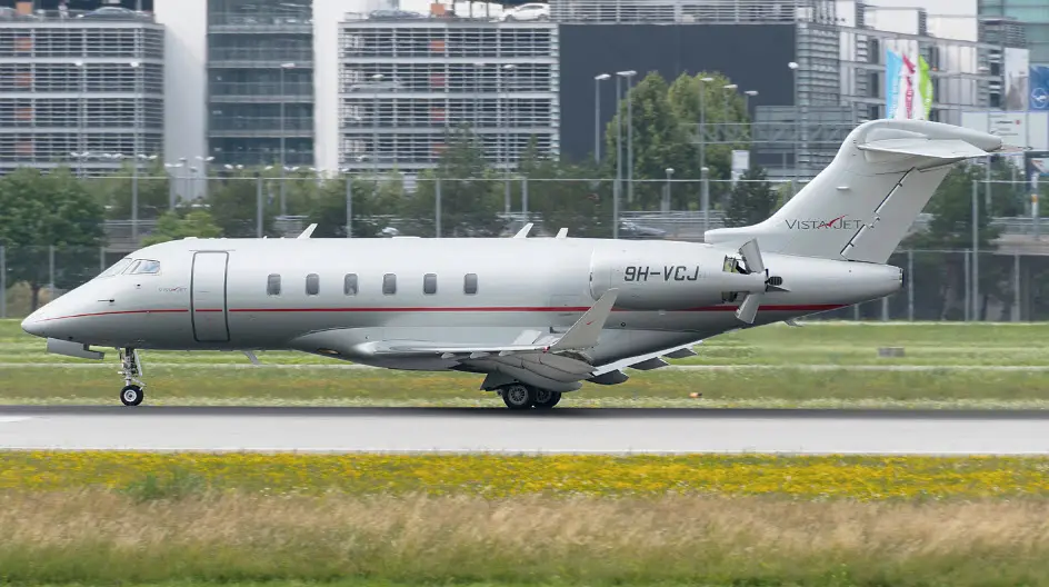 Bombardier Challenger 350 9H-VCJ operated by Vistajet, exterior