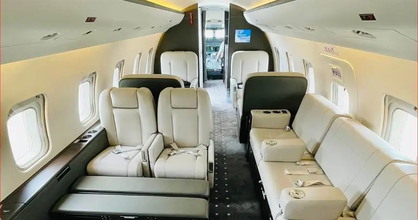 Bombardier Challenger 604 9H-VFK operated by Vistajet photo 2