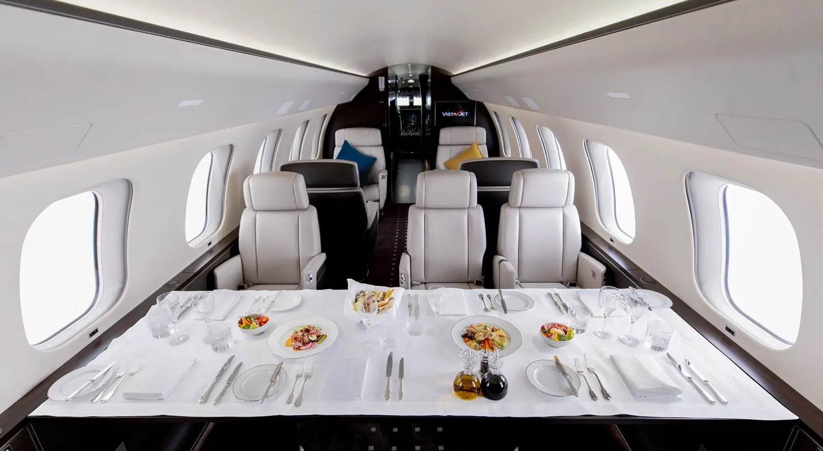 Bombardier Global 7500 9H-VIB operated by VistaJet photo 5