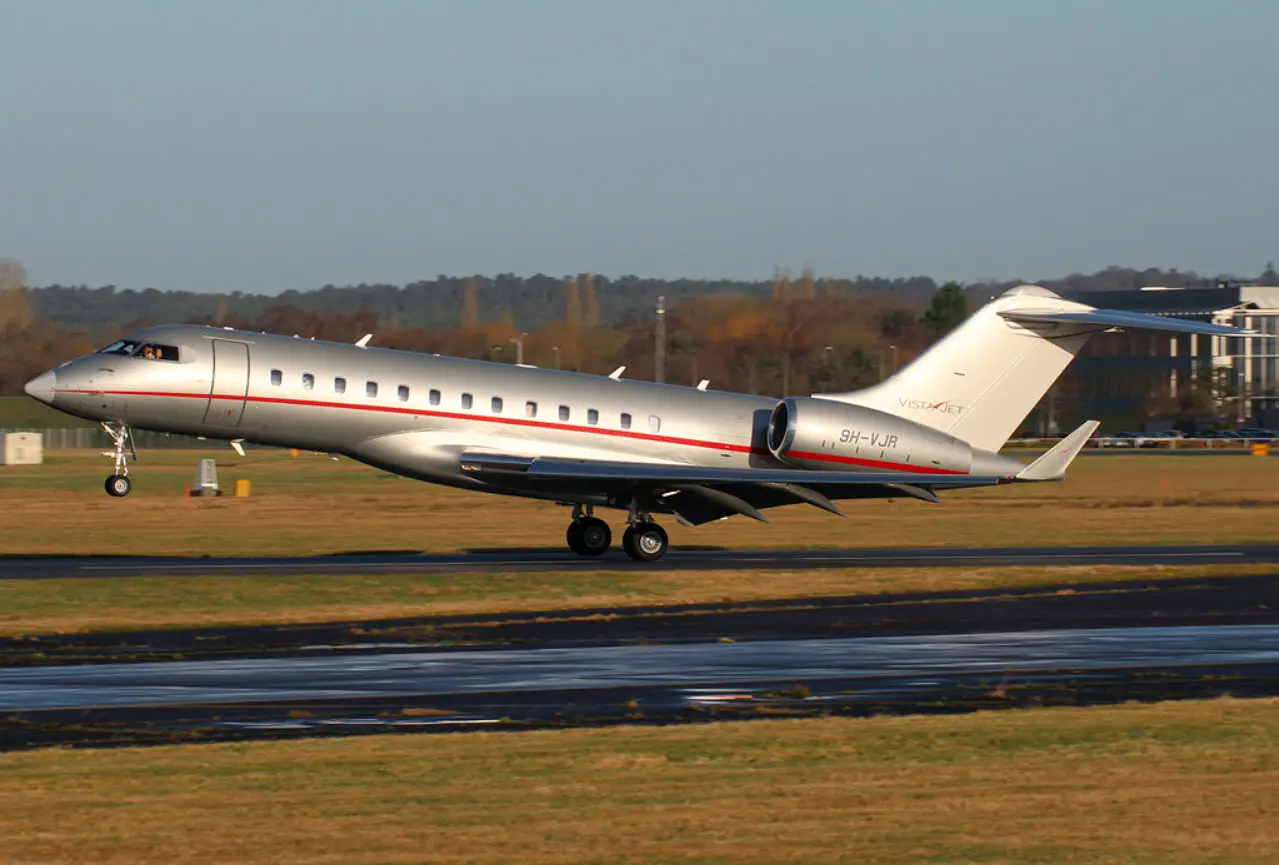 Bombardier Global 6000 9H-VJR operated by Vistajet, exterior