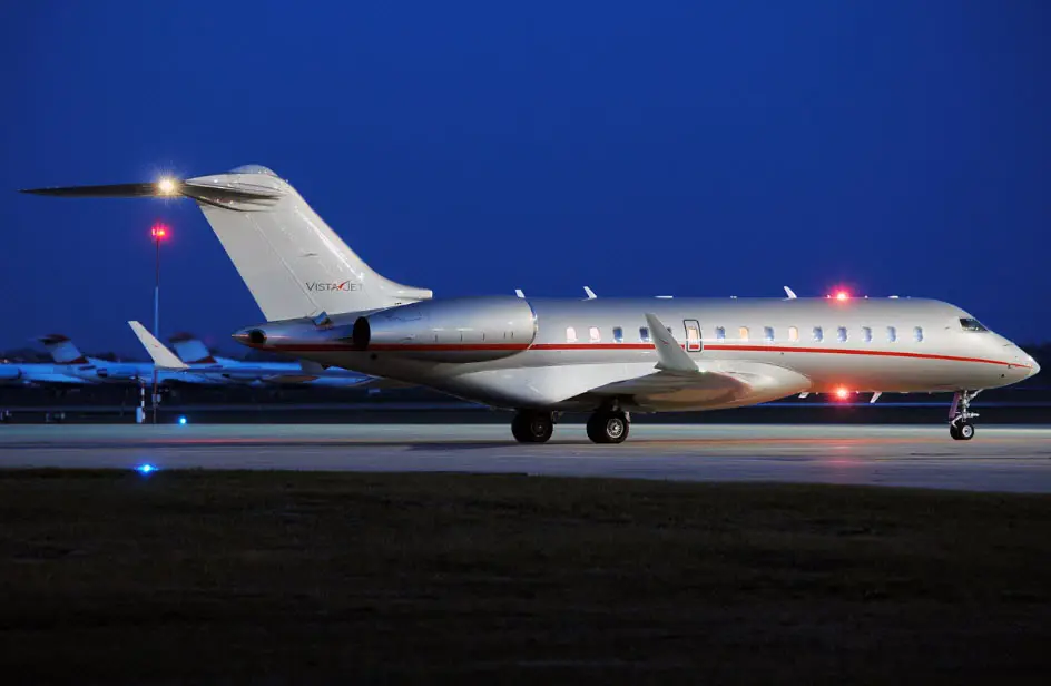 Bombardier Global 6000 9H-VJS operated by Vistajet photo 4