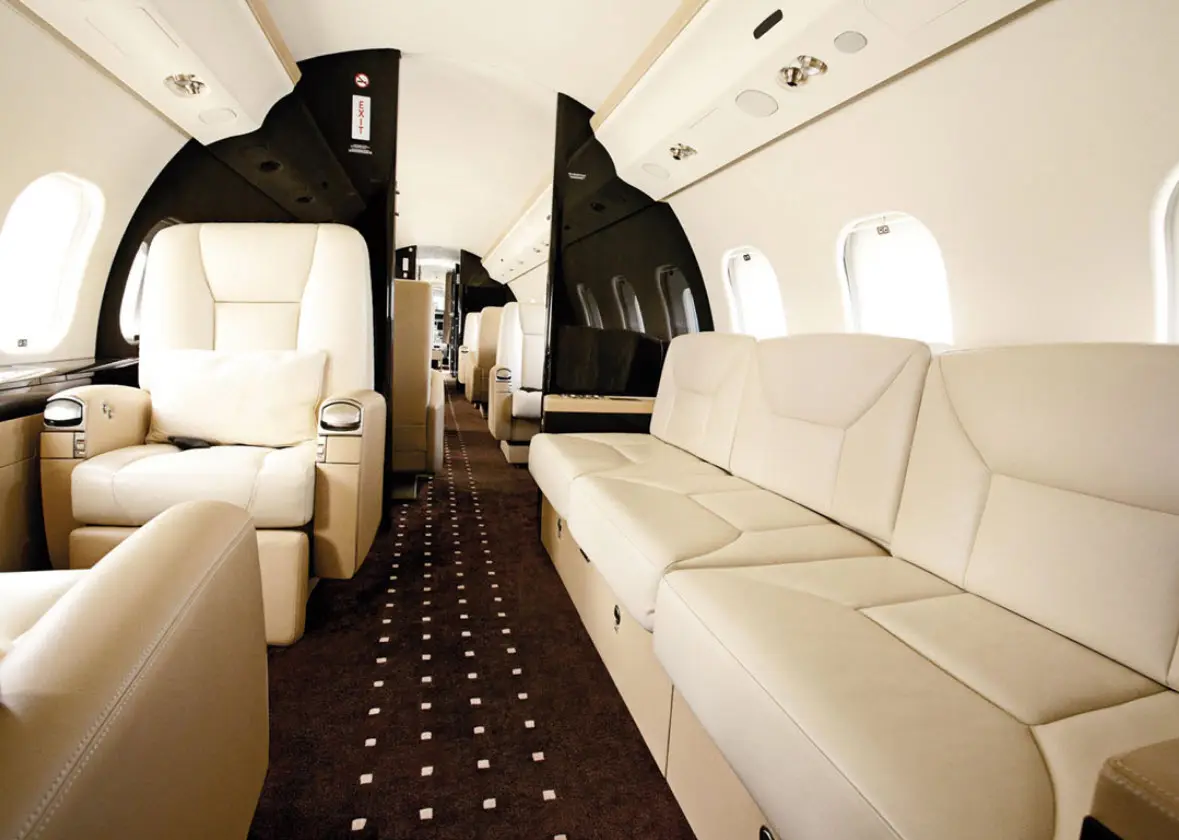 Bombardier Global 6000 9H-VJS operated by Vistajet photo 5
