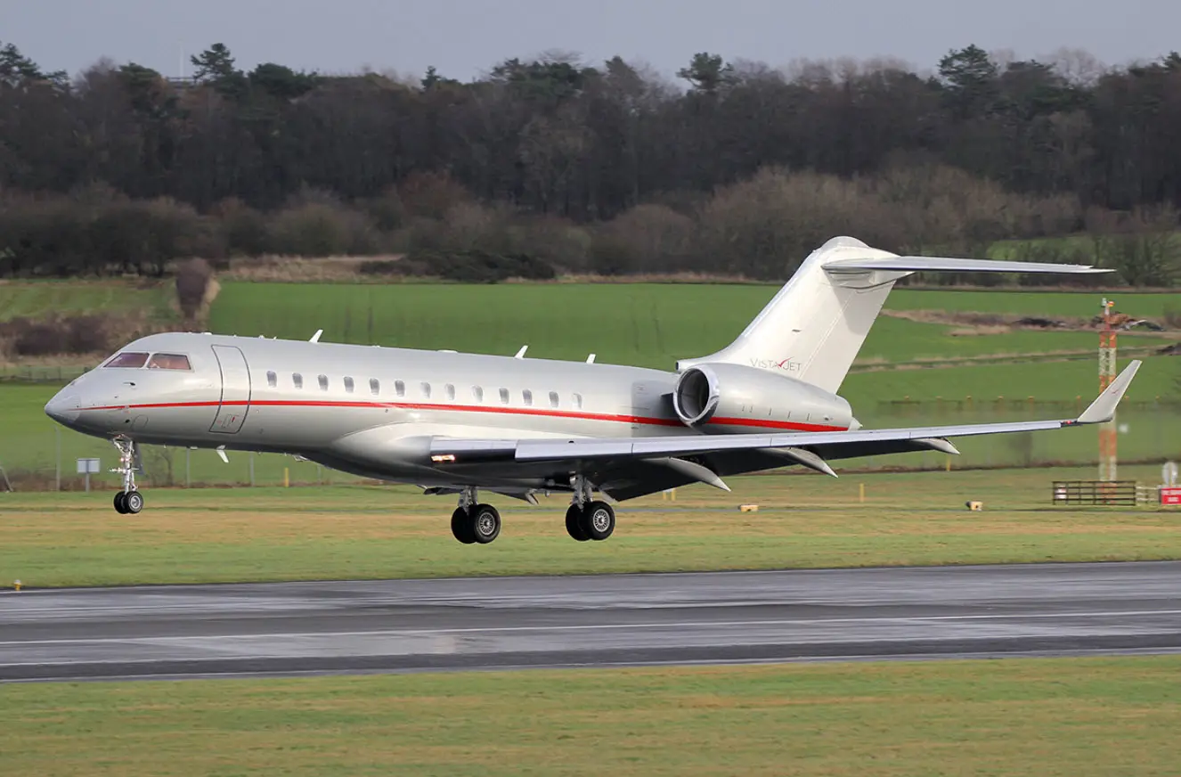 Bombardier Global 6000 9H-VJY operated by Vistajet photo 4