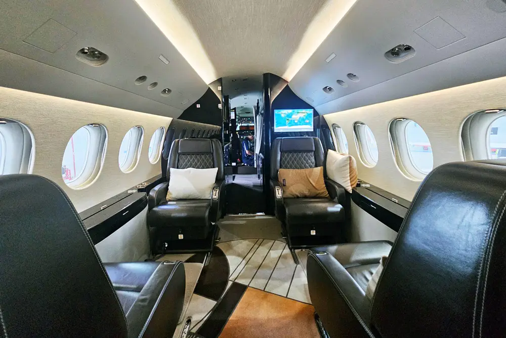 Dassault Falcon 7X 9H-VSLK operated by Luxaviation Asia photo 6