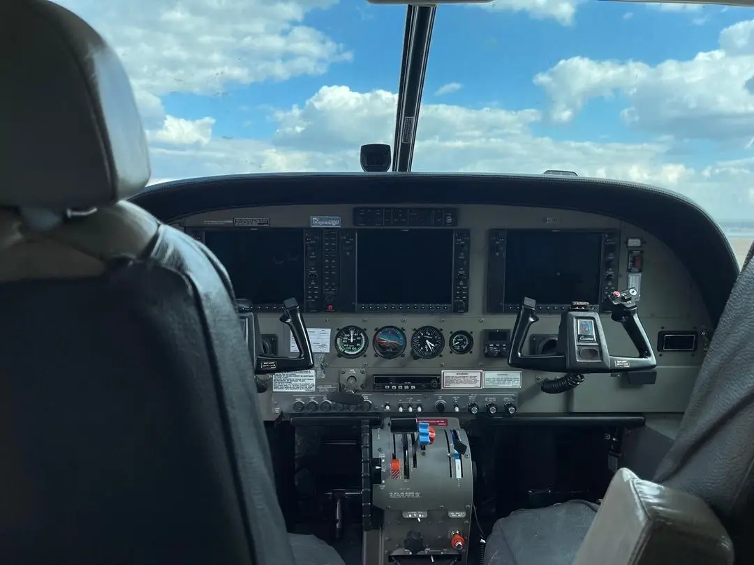 Cessna 208B Grand Caravan 9J-CID operated by Royal Air Charters Zambia photo 4