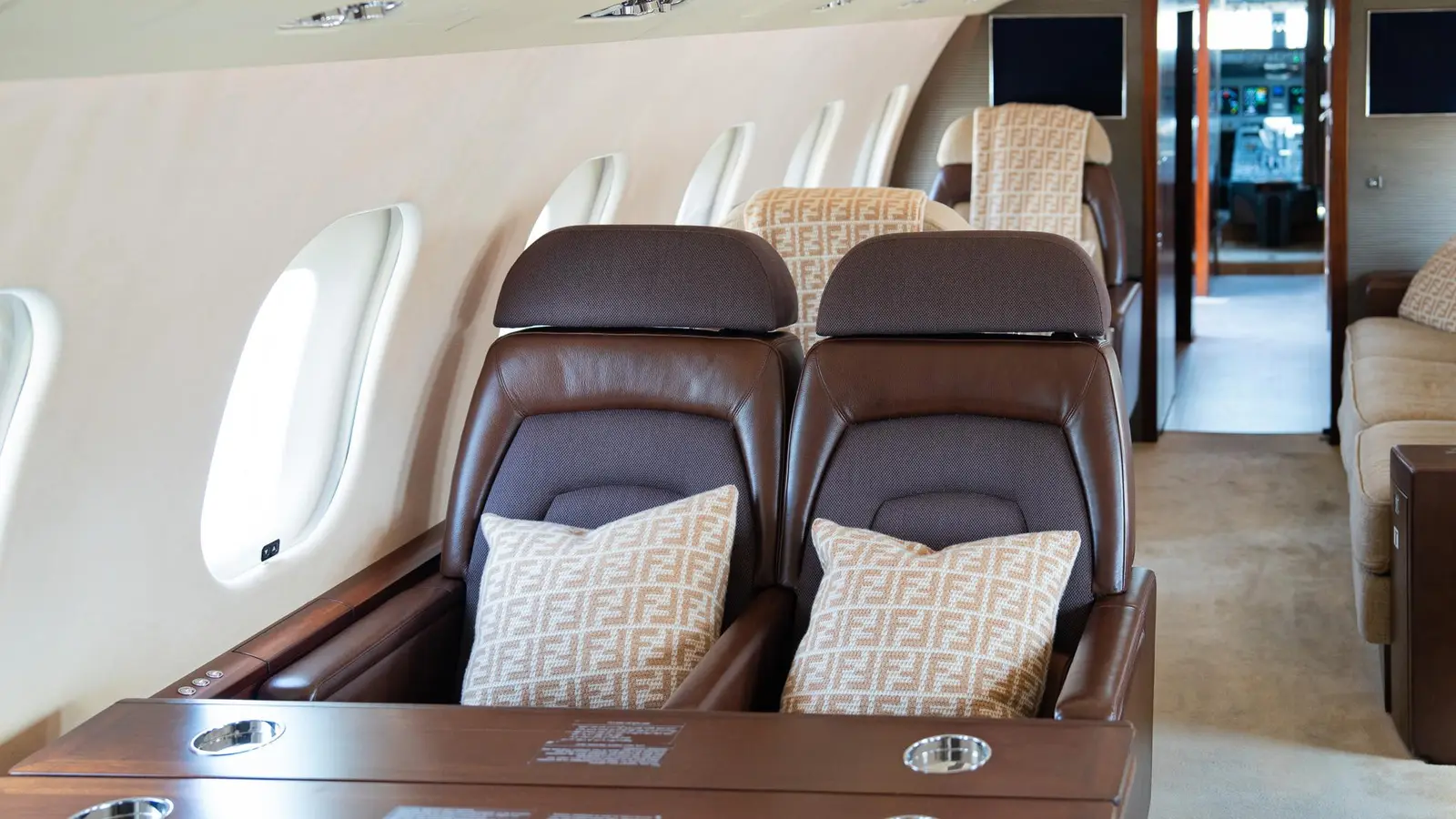 Bombardier Global Express XRS A6-AFC operated by Alex Jets photo 3