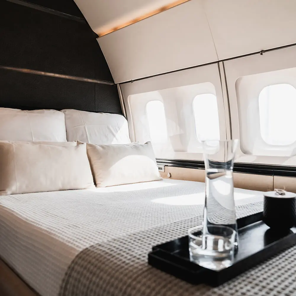 Boeing BBJ A6-AIN operated by RoyalJet LLC photo 2