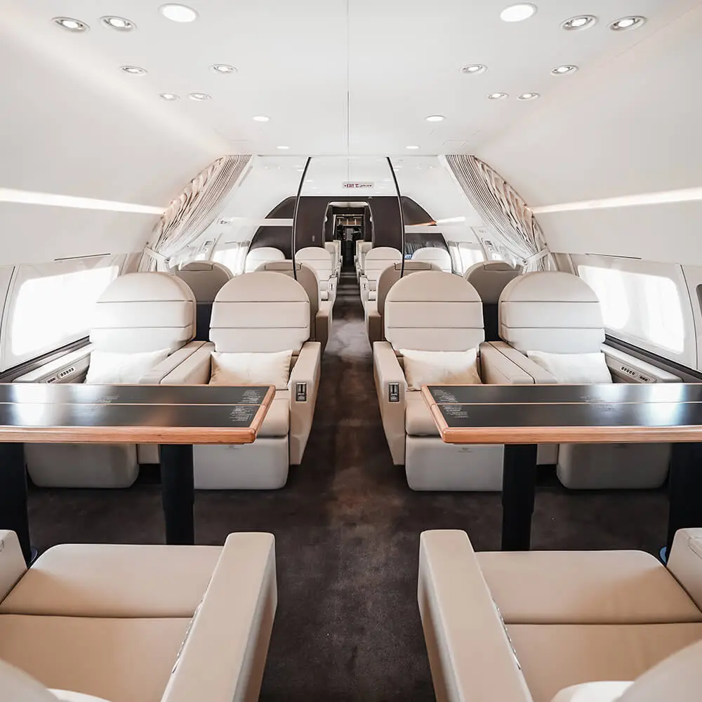 Boeing BBJ A6-DAS
