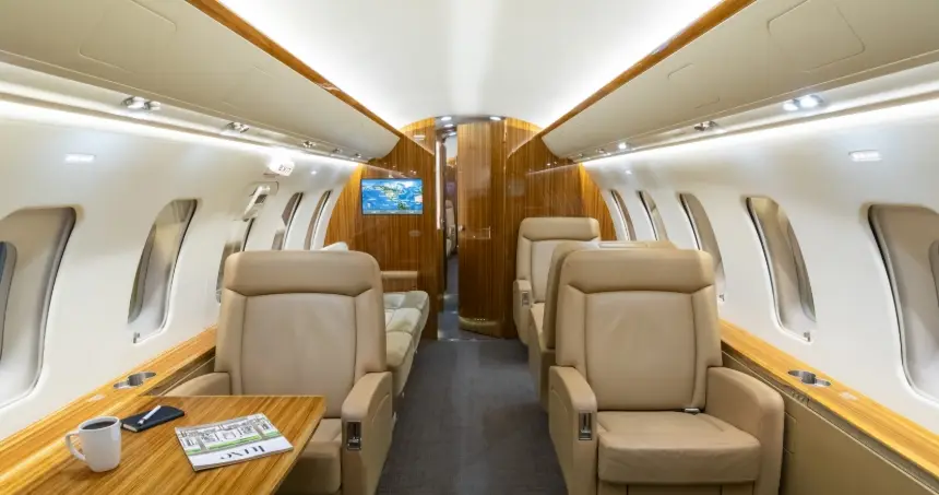 Bombardier Challenger 605 A6-FAM operated by Falcon Aviation Services photo 2