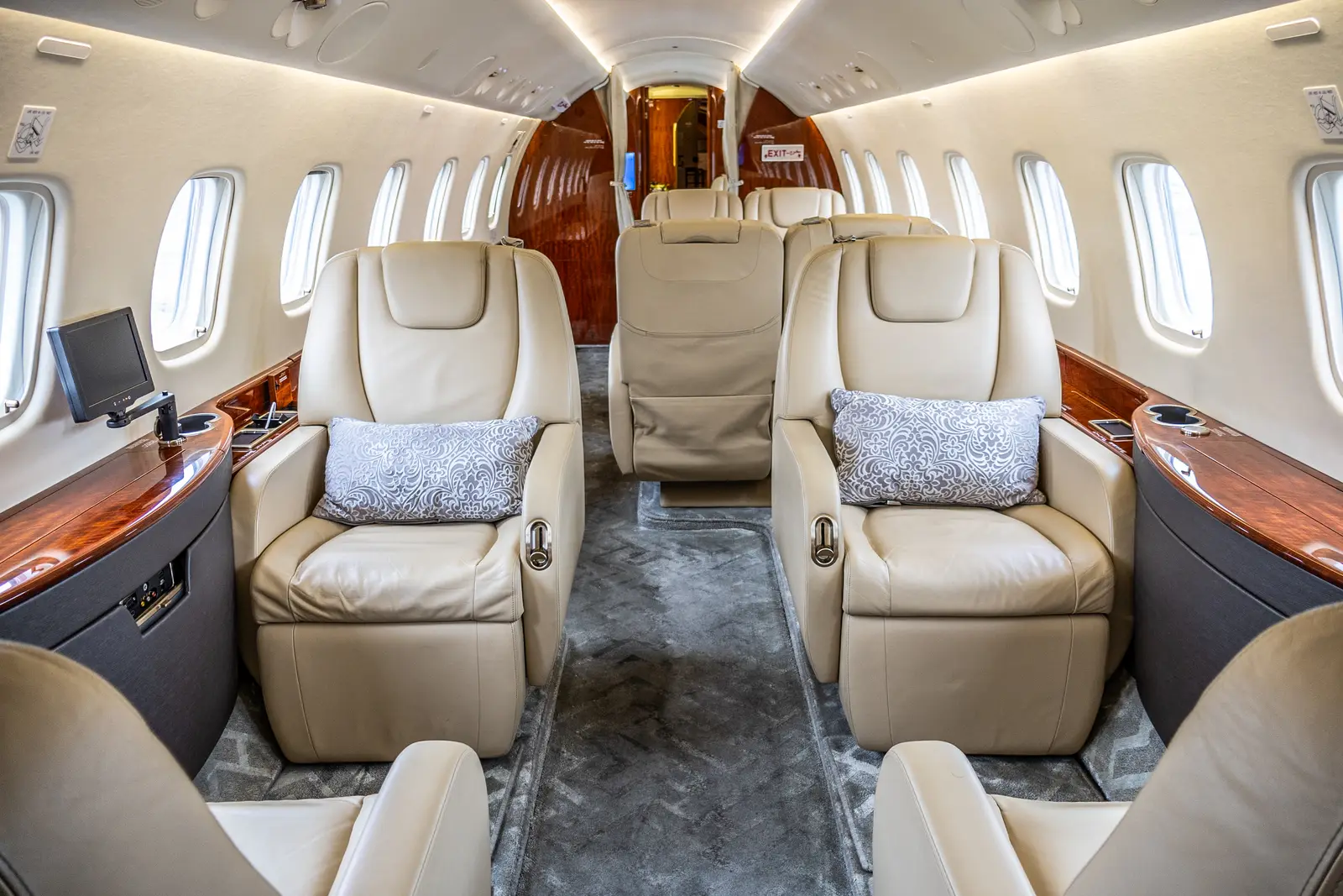 Embraer Legacy 650 A6-HAS operated by Empire Aviation Group photo 3