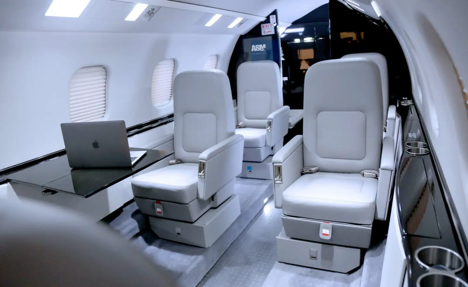 Bombardier Learjet 60XR A6-VGG operated by Aviation Services Management (ASM Air) photo 2
