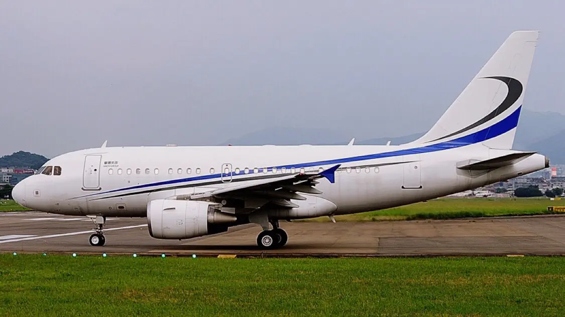Airbus ACJ318 B-77777 operated by VIP Global photo 4