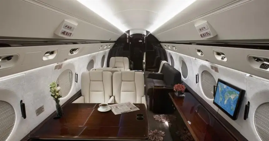 Gulfstream G550 B-8259 operated by Deer Jet Co Ltd photo 3