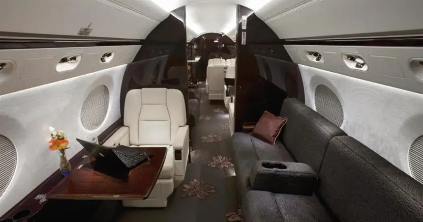 Gulfstream G550 B-8259 operated by Deer Jet Co Ltd photo 4